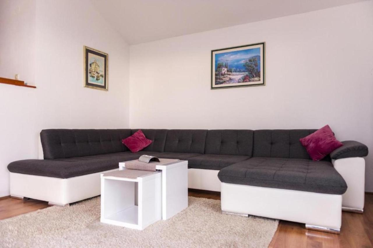 Cartolina Di Mare Apartment Podstrana Exterior photo