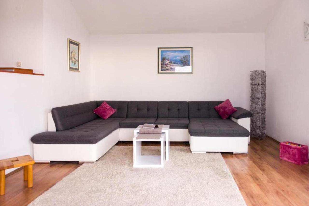 Cartolina Di Mare Apartment Podstrana Exterior photo