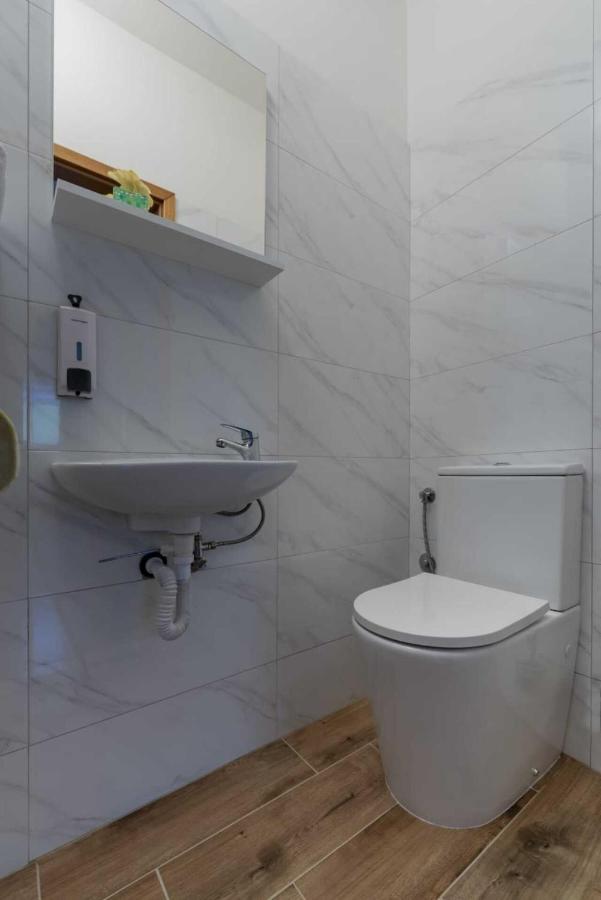 Cartolina Di Mare Apartment Podstrana Exterior photo