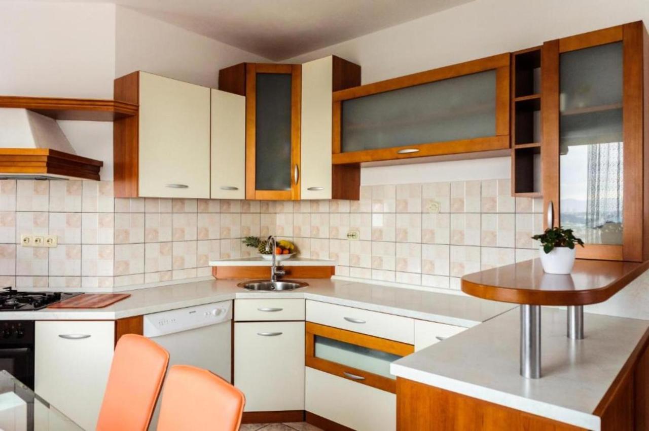 Cartolina Di Mare Apartment Podstrana Exterior photo